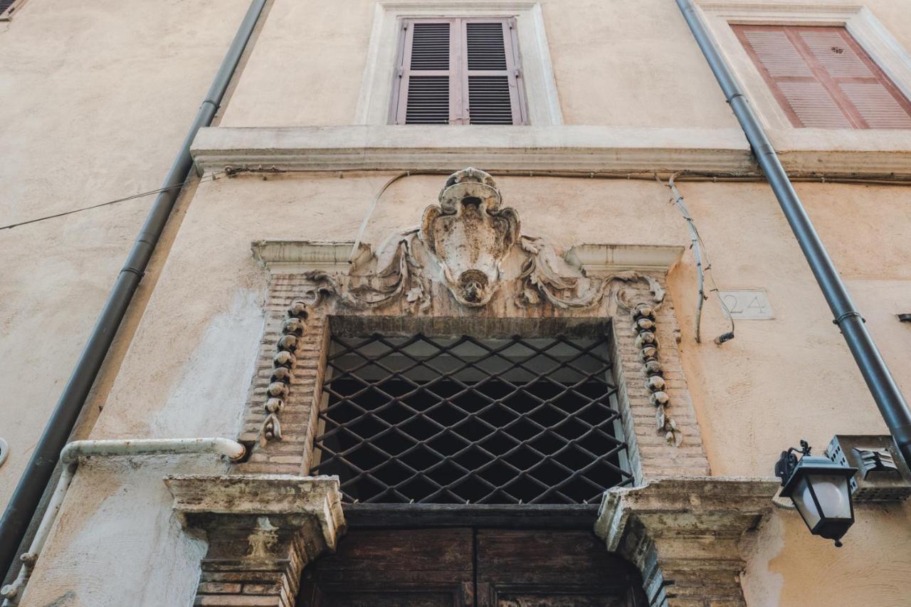 Apartmán La Vetrina, The Renaissance Charme Of Piazza Navona Řím Exteriér fotografie