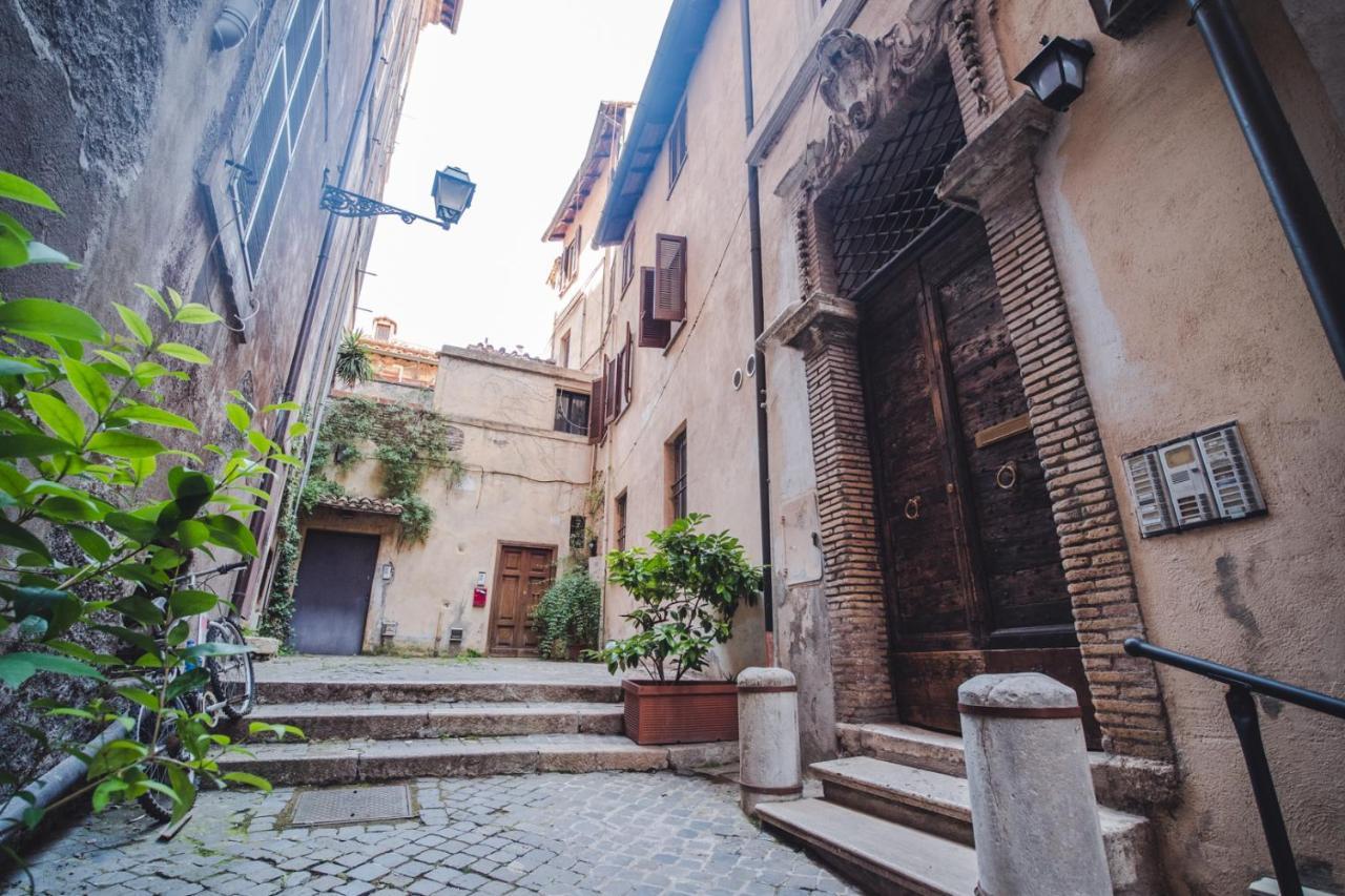 Apartmán La Vetrina, The Renaissance Charme Of Piazza Navona Řím Exteriér fotografie