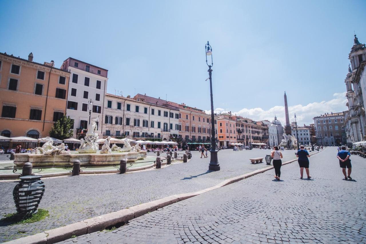 Apartmán La Vetrina, The Renaissance Charme Of Piazza Navona Řím Exteriér fotografie