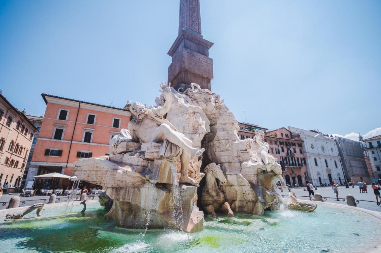 Apartmán La Vetrina, The Renaissance Charme Of Piazza Navona Řím Exteriér fotografie